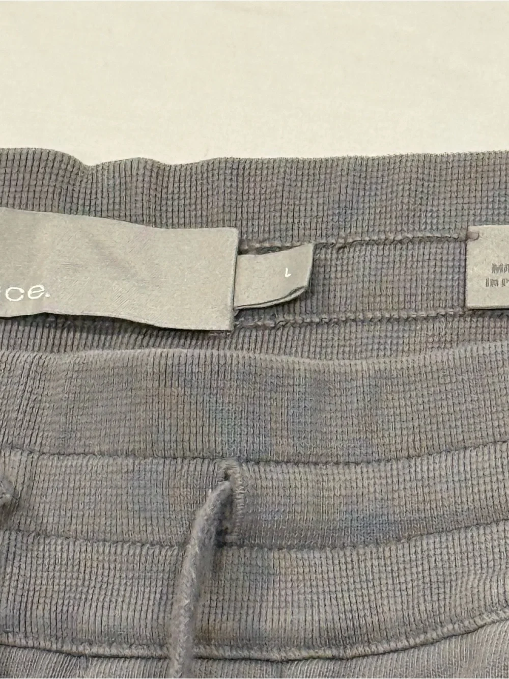 Vince Mens  Fleece Jogger Sweatpants  Light Grey Stretch Drawstrings L
